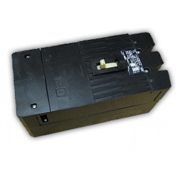 Автоматичний вимикач А 3726 (160-250 А)